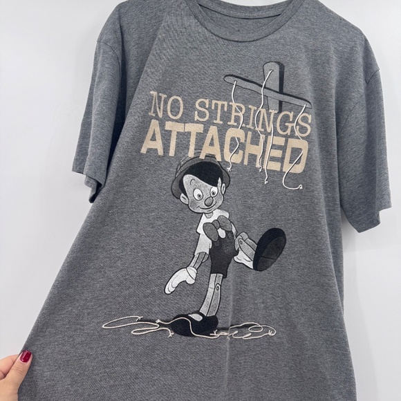 Disney Pinocchio T Shirt Men XL Gray No Strings Attached Short Sleeve Crew Neck - Picture 2 of 8